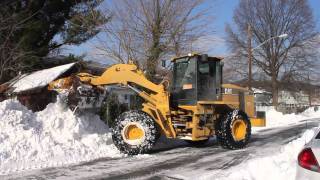 Cat 938G upclose plowing snow [upl. by Arahsal620]