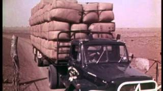 Here is a Magirus Deutz hauling a load of wool to Longreach [upl. by Redle]