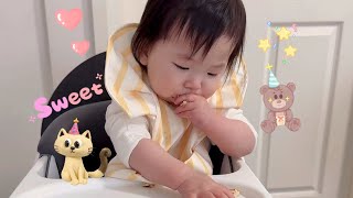 Baby Valerie enjoys eating fruit pancakes babyValerie hungrybaby 10m baby adorable eating moment [upl. by Schaffel]