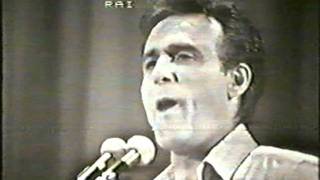 Giacomo Rondinella  Live Festival di Napoli 1968  Guappetella [upl. by Tobie128]