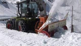 Claas Xerion 3800 VC am Großglockner [upl. by Irat392]