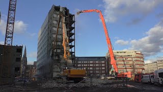 Abriss Landgericht Bochum mit Liebherr R974 Longfront und Hitachi ZX870 XXL [upl. by Aerdnaeel]