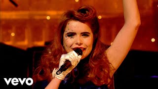 Paloma Faith  TV Is The Thing This Year Live from Jools 17th Annual Hootenanny 2009 [upl. by Nicolais]