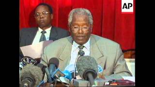 KenyaDaniel Arap Moi wins presidential elections [upl. by Nnylarat]