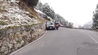 Motorcycle crash on the Stelvio Pass  Why taking bends the right way is important [upl. by Sylram879]