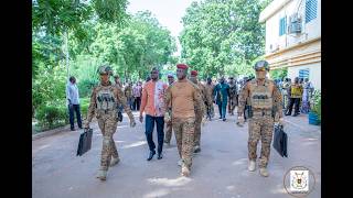 Burkina Faso le président Ibrahim Traoré réconforte le personnel de la RTB [upl. by Vitus183]