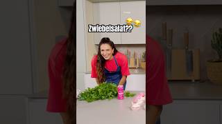 Was heißt jetzt Zwiebelsalat😂 sallyswelt zwiebelsalat lukaspodolski food fyp [upl. by Lad]