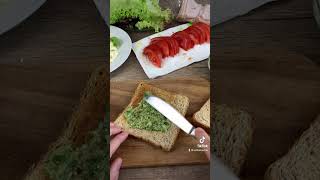 Sandwich „to go“ mit Tomaten und Mozarella🥪 shorts rezepte sandwich [upl. by Hymen]