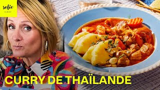 Curry vert de Thaïlande au poulet carottes et patates douces 🍲✨  Sofie Dumont [upl. by Cadal]