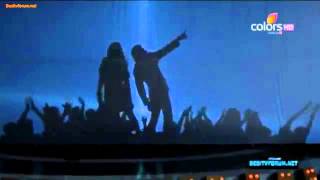 Shahrukh shadow dancing Suraj Hua Maddham [upl. by Oigroig936]