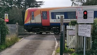 Keysworth Level Crossing Dorset [upl. by Saire]