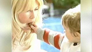 Kinderschokolade Werbung Claudia Schiffer 2004 [upl. by Bernete]