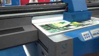 MEDIA SERVICE  SKYJET UV FlatMaster 3020 FlatBed Printer [upl. by Robenia]