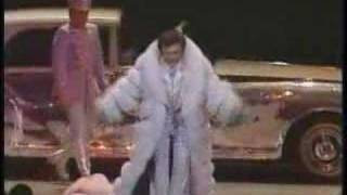 Liberace Music Video amp Entrance 1981 [upl. by Nathanial]