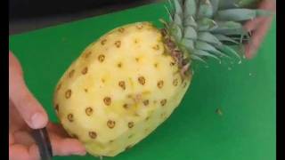 Comment découper un ananas [upl. by Ayrolg]