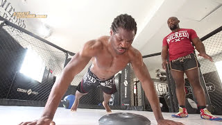 Entrainement de Francis NGANNOU avec Fernand Lopez [upl. by Anialad182]