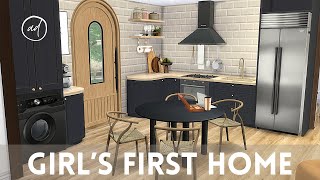 GIRLS FIRST HOME  Sims 4  CC SPEED BUILD [upl. by Naaitsirhc]