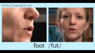 English Pronunciation 👄 Short vowel ʊ  ‘foot’ ‘put’ amp ‘good’ [upl. by Aivizt]