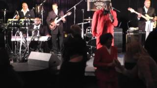 Carl Carlton amp Nen Bailey  Shes A Bad Mama Jamma Live [upl. by Popele]