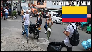 GERMAN EXPLORING MEDELLINS EL CENTRO [upl. by Kuth]