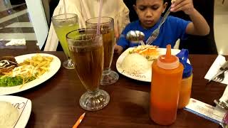 Menu Makan Siang di Solaria JMC [upl. by Atihana]