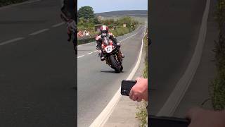 Isle of Man TT  Honda RC213v Michael Rutter [upl. by Eural]