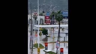 Así evitó un saqueo a Walmart la guardia nacional viralvideo lluvia huracan desastre john fyp [upl. by Nimesh]