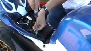 TPX Detector Install on Suzuki GSXR 750 [upl. by De]