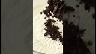 Easy no bake Oreo cheesecake bars for summer [upl. by Markos]