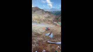 Einen Backflip mit 50kmh gibts nur beim Red Bull Erzbergrodeo 🚀⛰️ [upl. by Sessilu836]