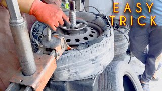 How to change tire on rim with machine [upl. by Nathan]