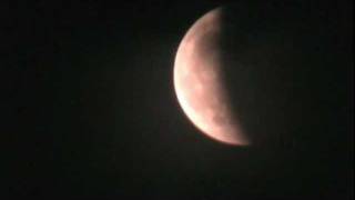 Mondfinsternis Lunar Eclipse  in Zeitraffer 15062011 [upl. by Ardnua]