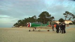 Arcachon  atterrissage durgence dun avion [upl. by Einimod978]