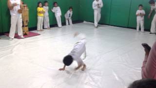 Capoeira Nago Clase ninos 2013 [upl. by Kingsbury]