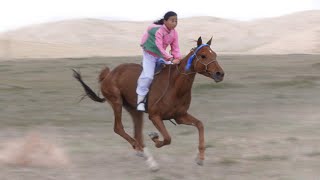 7year olds race horses in Inner Mongolia Naadam Games in 90 seconds [upl. by Delphine626]