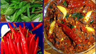 Noruurinchay😋Gongura PanduMirapakai Nilava PachadiPakka kolathalatho Gongura Pandumirapakaya Pachad [upl. by Duomham]