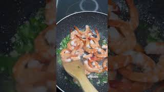 Crevette ail et persil 🤩 crevettes cooking food cuisinefacile cuisinerapide [upl. by Major]