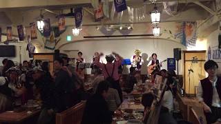 Das quotTrompetenechoquot live in Shibuya quotZum Bierhofquot [upl. by Idnil152]