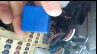 Ford Explorer  Replacing Flasher Relay [upl. by Dubenko]