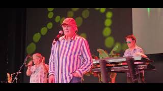 THE BEACH BOYS  Fraze Pavilion quotWendyquot 70124 [upl. by Adiarf]