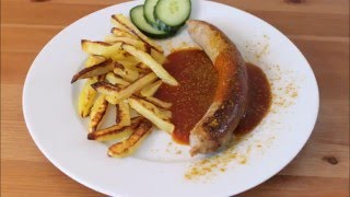 Selbstgemachte Currywurst mit fettarmen Ofenpommes [upl. by Mcclenaghan182]