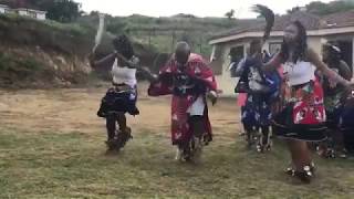 Bheka quotBKquot Mchunu woKhozi FM esina izangoma [upl. by Ynnig]