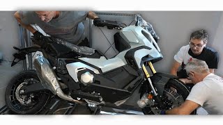 unboxing 2024  HONDA XADV 750 scooter new model [upl. by Alton]