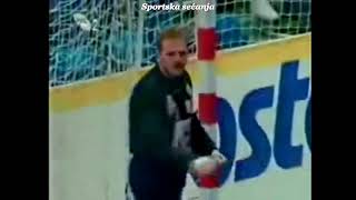 Goran Stojanović  Neverovatne bravure na golu [upl. by Ainevuol917]