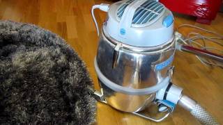 Nilfisk GS80 Vacuum Cleaner 19811984 [upl. by Yelda920]