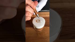 An easy way to make a beautify your latte macchiato [upl. by Oeak]