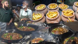 KARACHI FOOD STREET TOUR HUSSAINABAD FOOD MUTTON KOYLA KARAHI  PAPA FRIES [upl. by Jamieson]