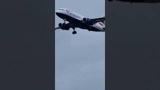 British airways airbus A320 lands at London heathrow aviation shorts [upl. by Cuttler728]