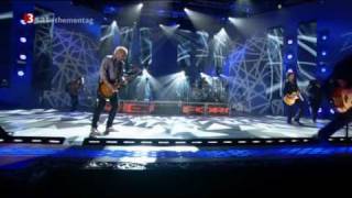 Foreigner Live Juke Box Hero [upl. by Tterrej702]