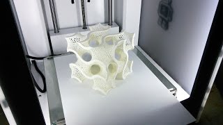 3D printing the Gyroid Cube by Dizingof  3Dizingofcom [upl. by Niram]